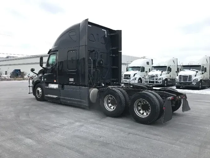 2019 Freightliner T12664ST