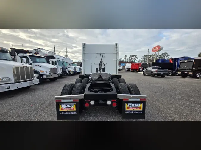 2022 Peterbilt 579
