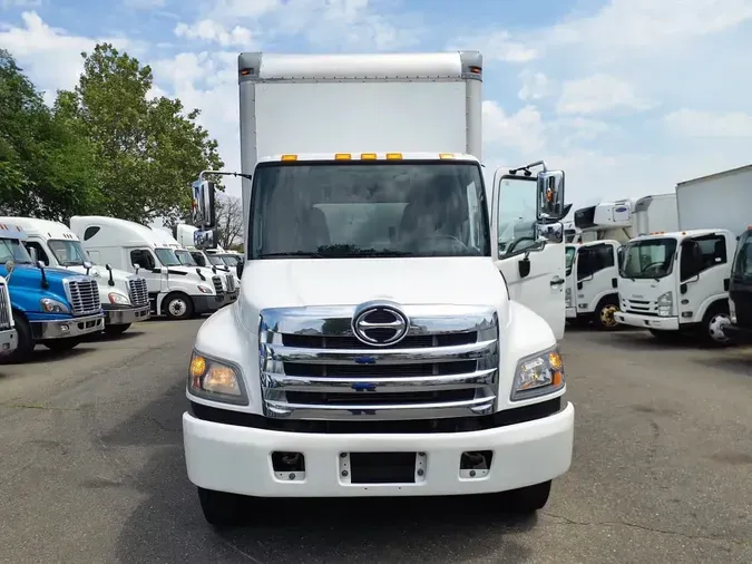 2018 HINO 338