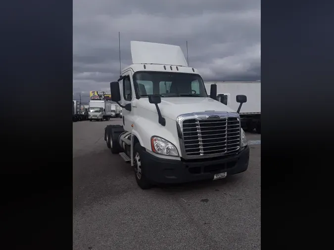 2018 FREIGHTLINER/MERCEDES CASCADIA 125