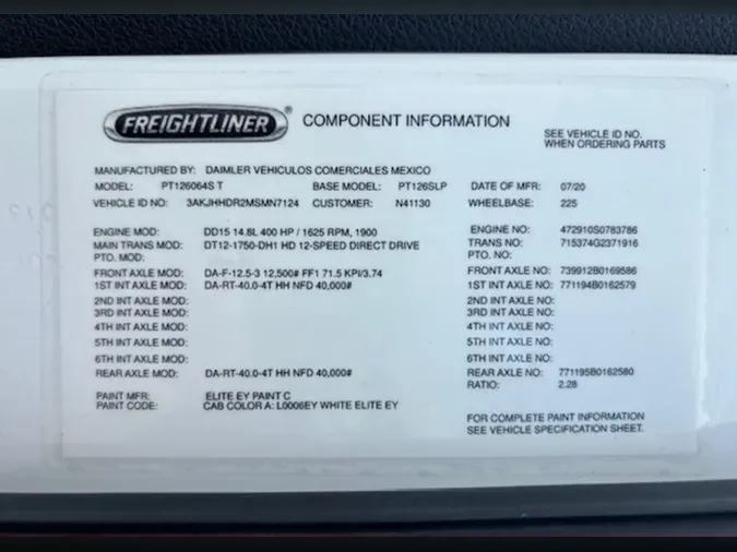 2021 Freightliner Cascadia 126