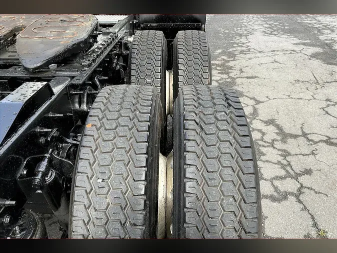 2023 INT LT625 6x4