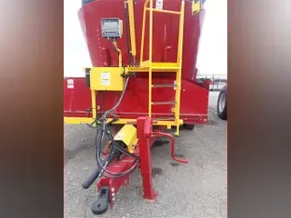 2018 SUPREME INTL 1200T