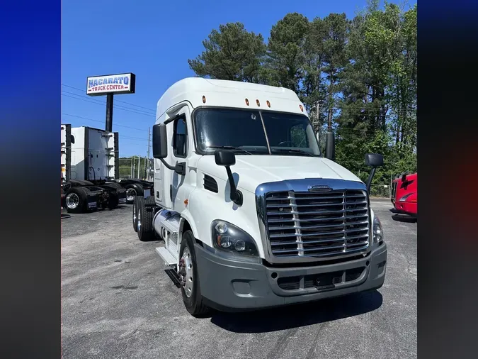 2020 FREIGHTLINER CASCADIA325176ba1bcf7d244d63e39da56d41c2