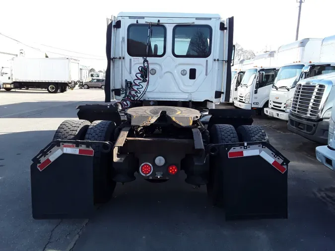 2017 FREIGHTLINER/MERCEDES CASCADIA 125