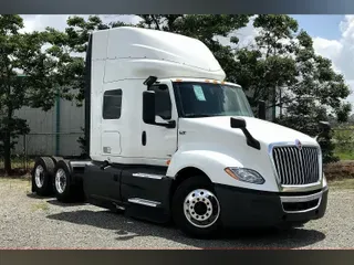 2022 INT LT625 6x4