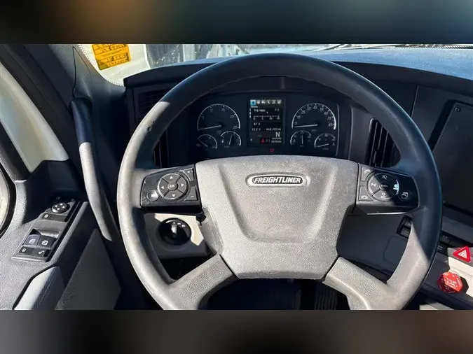 2019 FREIGHTLINER CA116