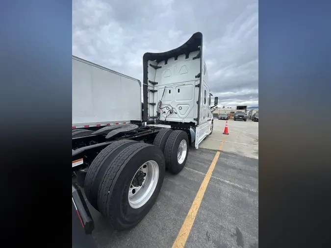 2021 FREIGHTLINER/MERCEDES NEW CASCADIA PX12664