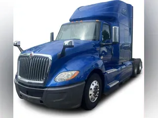 2020 International LT625