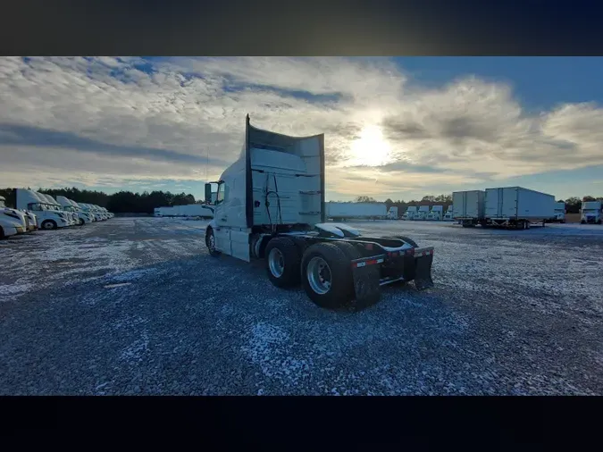 2020 Volvo VNR64T6403257390dc90c175c7a7618eadedf3ec5