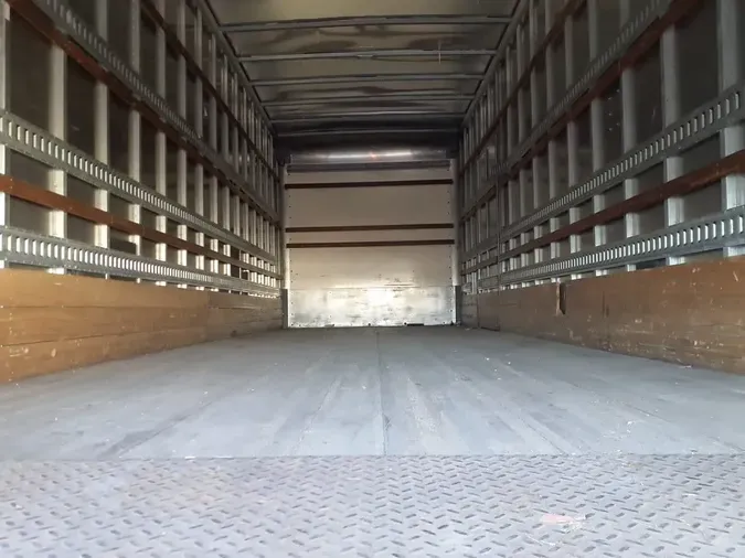 2020 FREIGHTLINER/MERCEDES M2 106