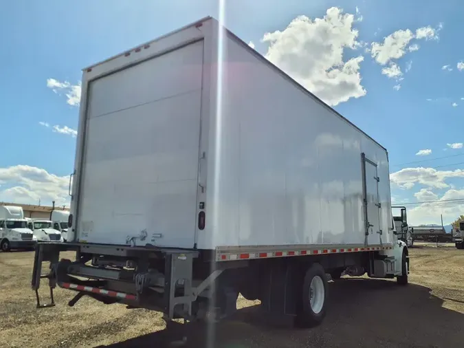 2018 FREIGHTLINER/MERCEDES M2 106