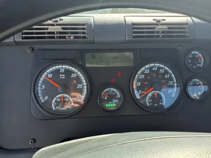 2019 FREIGHTLINER/MERCEDES CASCADIA 125