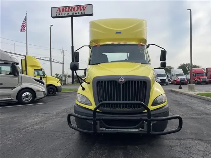 2019 INTERNATIONAL RH613