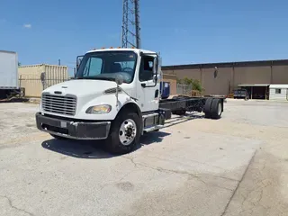 2019 FREIGHTLINER/MERCEDES M2 106