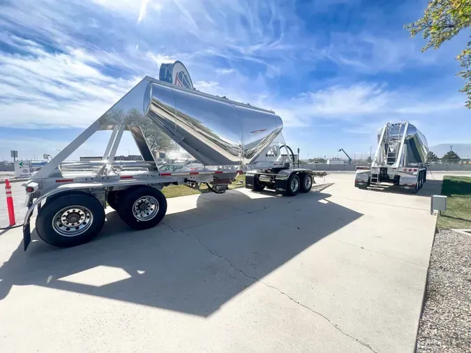 2027 BEALL PNEUMATIC