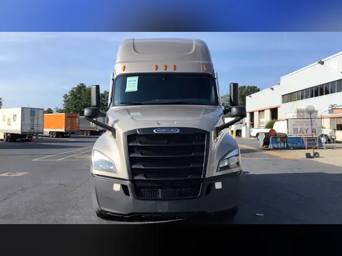 2024 Freightliner Cascadia 126