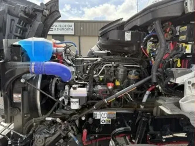 2026 Kenworth T880