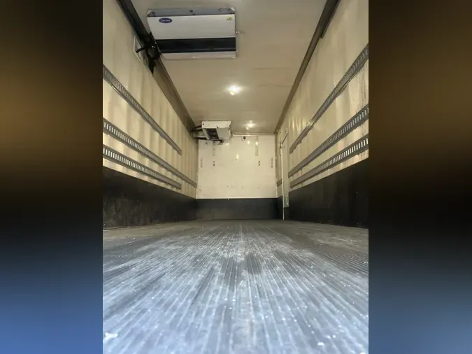 2018 FREIGHTLINER/MERCEDES M2 106