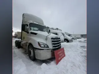 2019 FREIGHTLINER/MERCEDES NEW CASCADIA PX12664