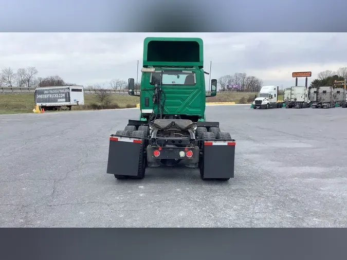 2020 International LT