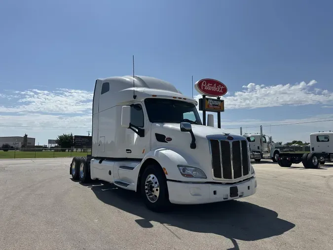 2022 Peterbilt 579
