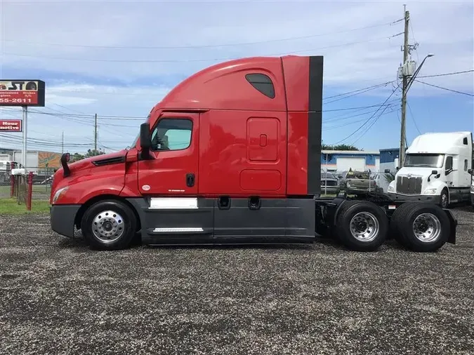 2020 FREIGHTLINER CASCADIA