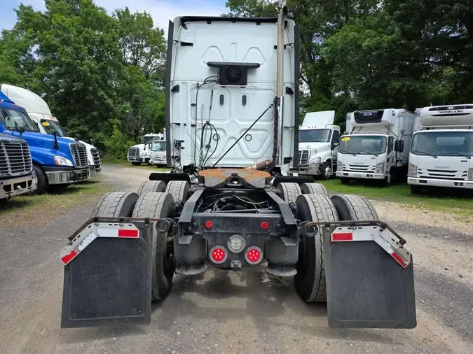 2020 FREIGHTLINER CASCADIA 125