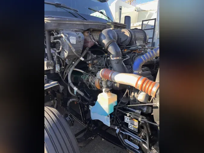 2023 Peterbilt 579326ca976d8d04fb44c4da29f85dcce23