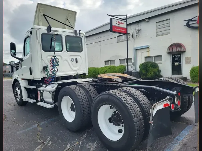 2018 FREIGHTLINER NEW CASCADIA PX12664