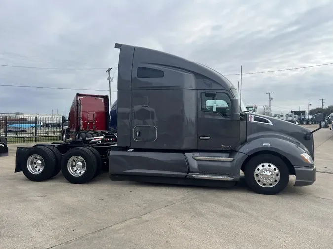 2020 Kenworth T680