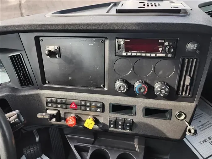 2023 FREIGHTLINER CA1263277e5d9e0690cc6c764ae8828b5ddae