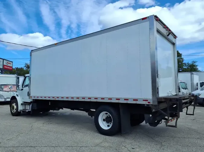 2018 FREIGHTLINER M2 106