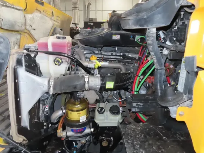 2018 FREIGHTLINER CASCADIA 113