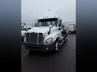 2018 FREIGHTLINER/MERCEDES CASCADIA 125