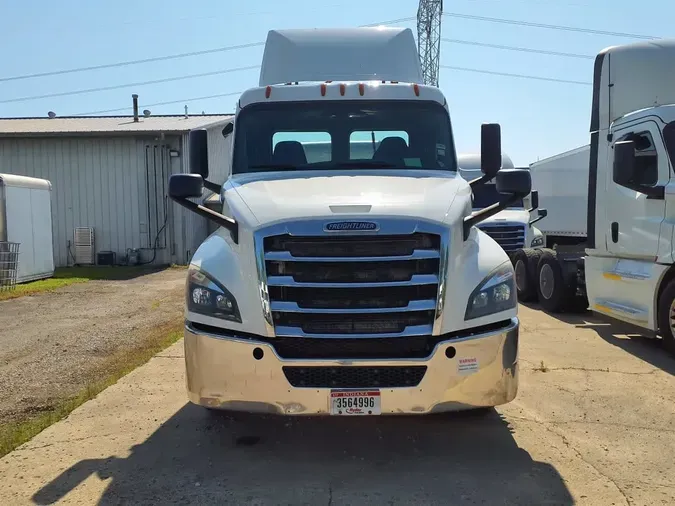 2019 FREIGHTLINER NEW CASCADIA PX12664