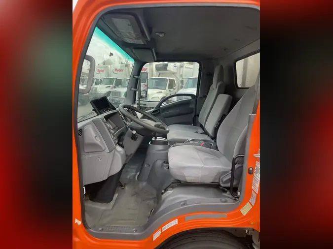 2019 ISUZU NQR