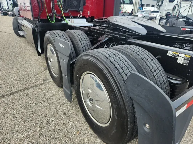 2023 PETERBILT 579