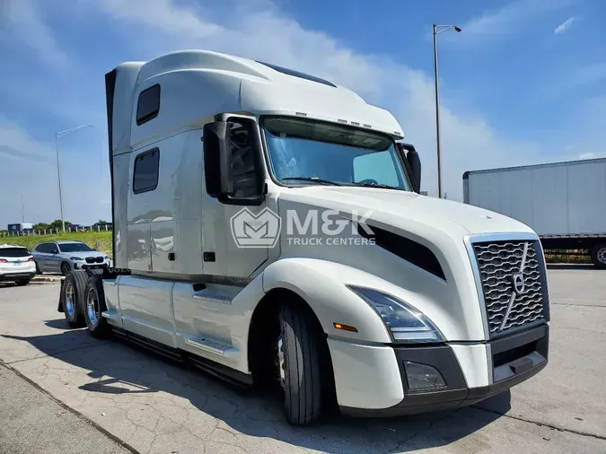 2024 VOLVO VNL64T860