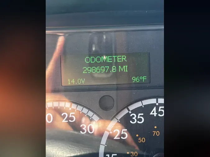 2019 FREIGHTLINER M2 106