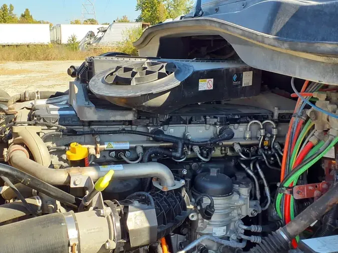 2018 FREIGHTLINER/MERCEDES CASCADIA 125