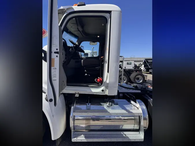 2020 Peterbilt 579