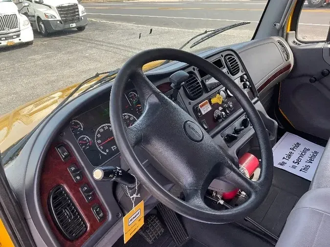 2019 Freightliner M2