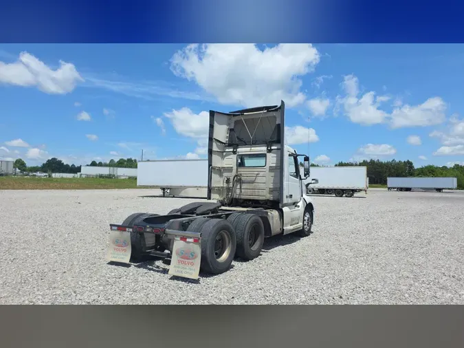 2020 Volvo VNL300328c7a8c1f892183cd0f27e55a6ac8a6
