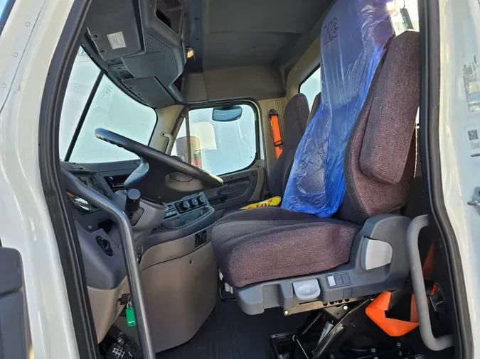 2019 FREIGHTLINER/MERCEDES CASCADIA 125