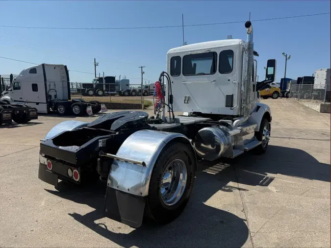 2017 Peterbilt 579