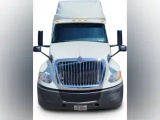 2020 International LT625