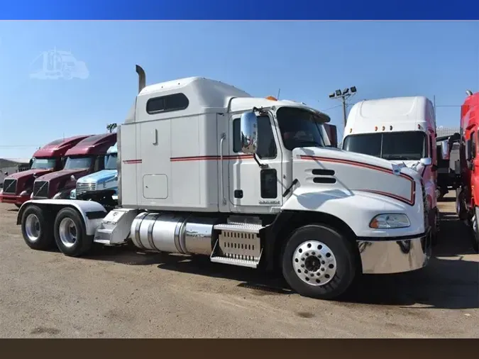 2011 MACK PINNACLE CXU6133293fa7508b1779258147b9bb1dd3668