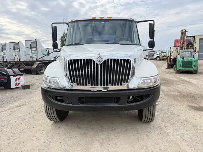 2009 INTERNATIONAL DURASTAR 4300