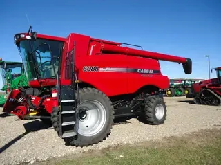 2010 Case IH 6088